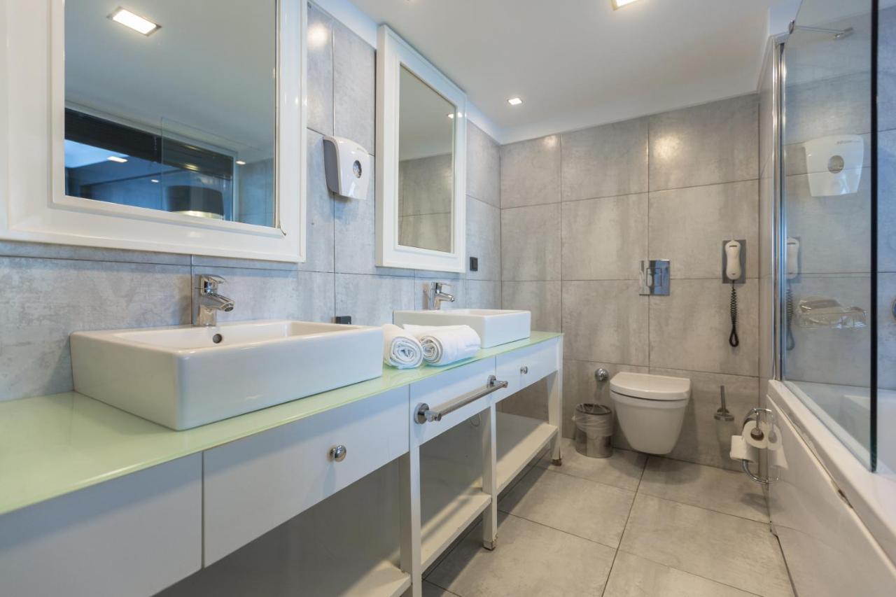 Efe Hotel Kuşadası Ngoại thất bức ảnh