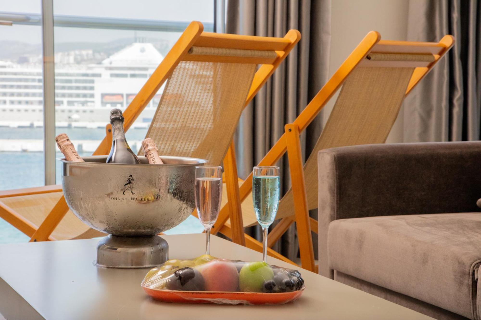 Efe Hotel Kuşadası Ngoại thất bức ảnh