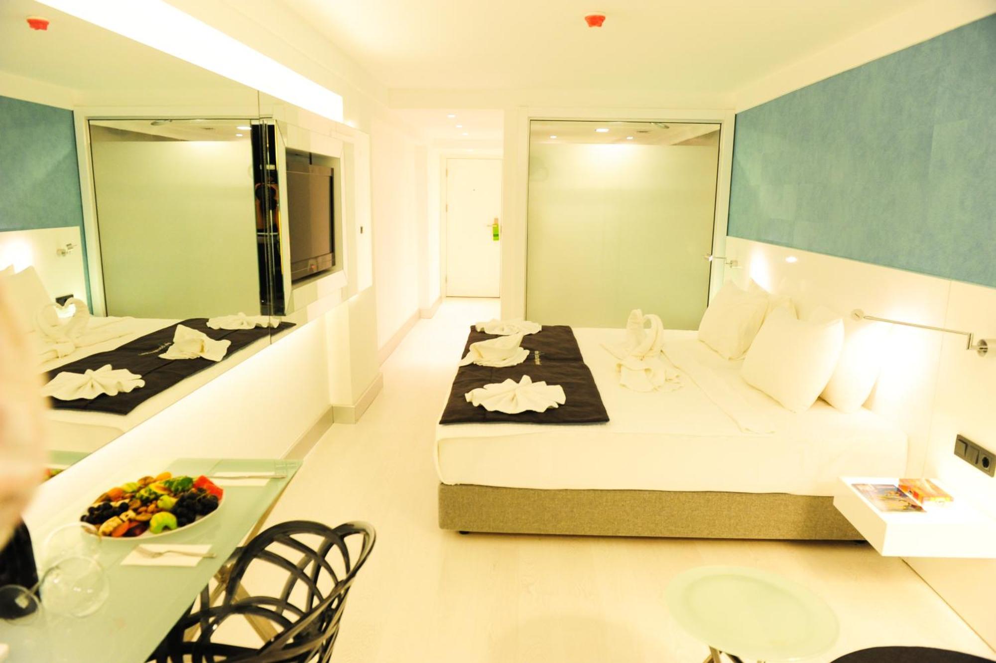 Efe Hotel Kuşadası Ngoại thất bức ảnh