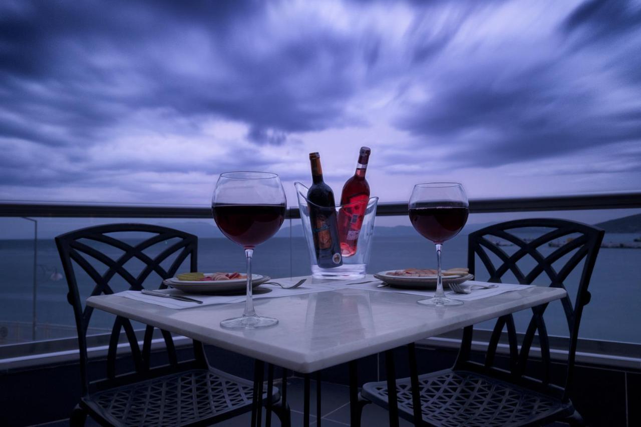 Efe Hotel Kuşadası Ngoại thất bức ảnh